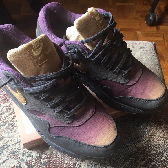 Used Mens Air Max 1 Size 9.5 - Picture 1 of 6